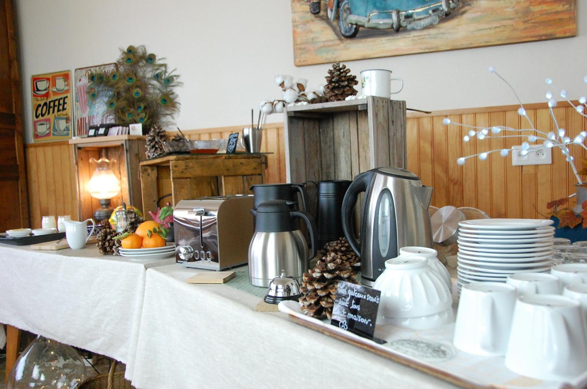 Bed and Breakfast Le Pont De La Loire Bourbon-Lancy Exterior foto